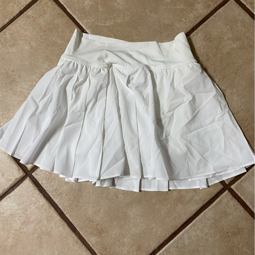 (A216)Woman’s Acrivewear Skort Size Small by Offline